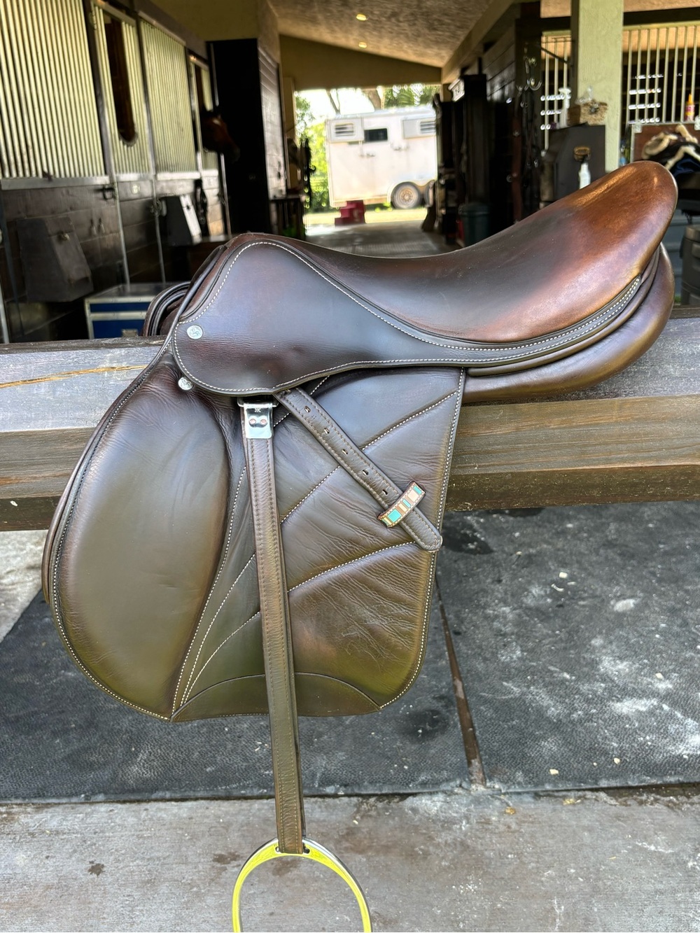 Voltaire saddle - 18in 2A flap